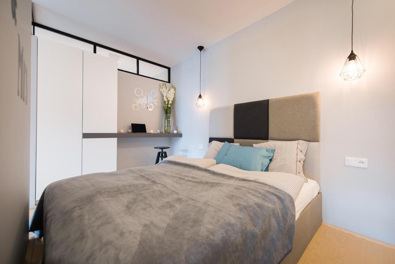 קרקוב Premium Apartment For Old Town & Jewish Quarter - Balcony Plus Pool Onsite מראה חיצוני תמונה